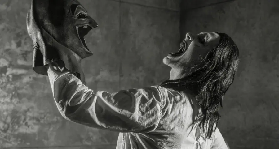 Justice Is Gray: La versione in bianco e nero della director's sbanca su HBO