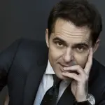 Chi è Pedro Alonso: biografia, carriera, ruoli celebri e curiosità sull'attore di Berlino ne La casa di carta