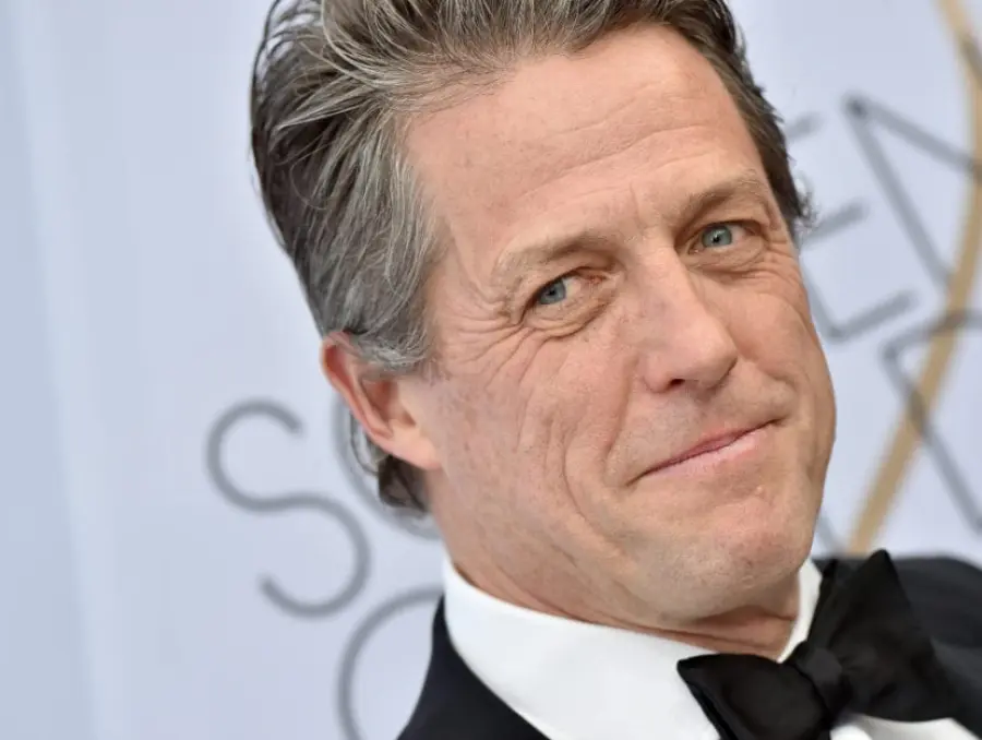 Hugh Grant si scaglia contro i tabloid inglesi, tutte le info