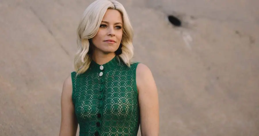 Chi è Elizabeth Banks: tutto ciò che c'è da sapere sull'attrice celebre per la saga Hunger Games e la trilogia di Spiderman
