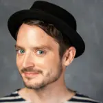 Elijah Wood: la star de Il signore degli anelli ricorda la sua tragica esperienza dell'11 settembre
