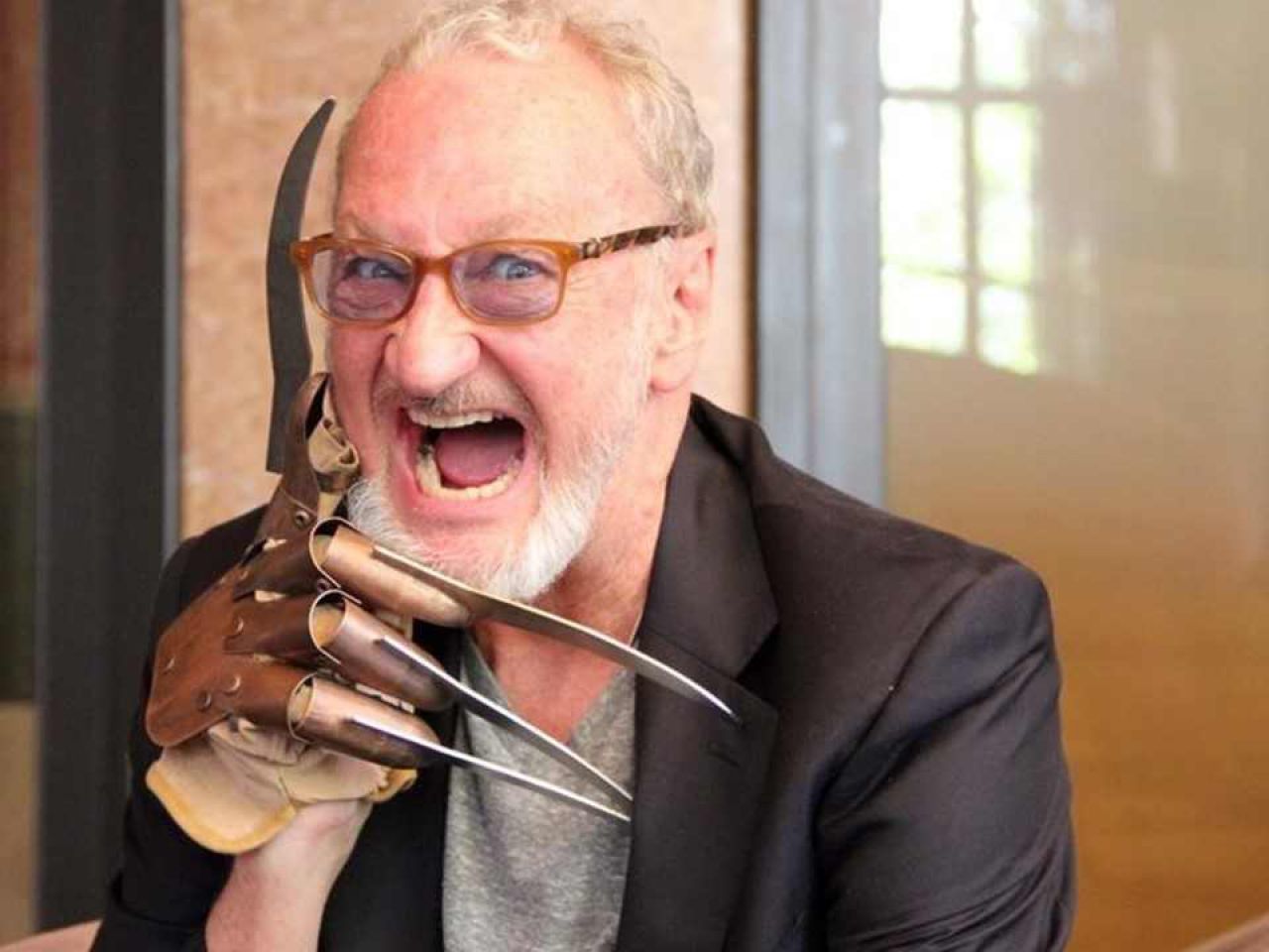 Chi è Robert Englund: biografia, carriera e filmografia dell'attore celebre per la sua interpretazione di Freddy Krueger