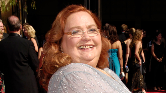 Chi era Conchata Ferrell, la star di Due uomini e mezzo morta a 77 anni