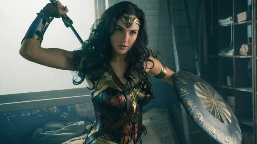 Wonder Woman 1984: la Warner Bros. vorrebbe rimandare l'uscita del film con Gal Gadot