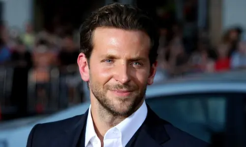 Bradley Cooper: biografia, carriera e filmografia dell'attore e regista di A Star Is Born