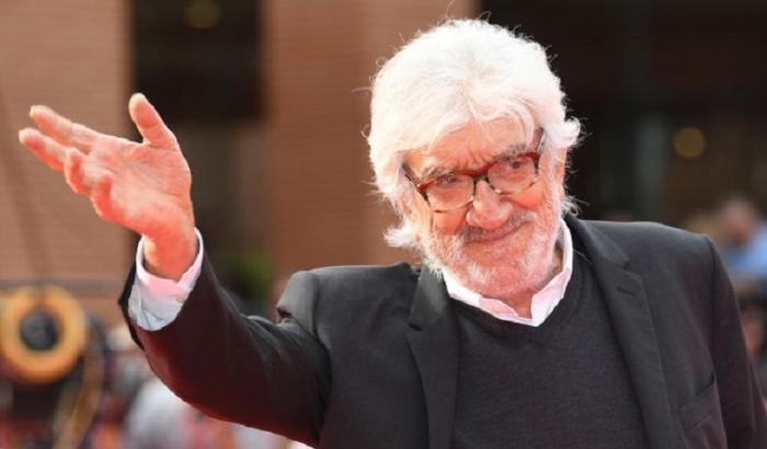 Chi era Gigi Proietti, attore di Febbre da cavallo e mattatore della commedia italiana