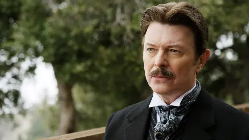 The Prestige: come Christopher Nolan convinse David Bowie ad interpretare Nikola Tesla?