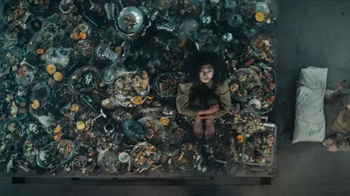 Tra realtà e allegoria: recensione de Il Buco, thriller-horror di Galder Gaztelu-Urrutia (2019)