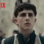 Recensione The King (Il Re): Timothée Chalamet contro Robert Pattinson