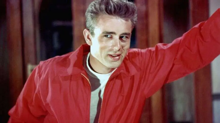 James Dean ritorna in CGI! La reazione di Chris Evans e altre celebrità
