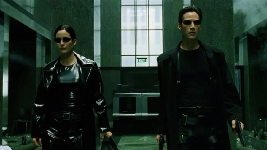 Matrix 4 si farà: Keanu Reeves pronto a tornare sul set con Carrie-Ann Moss
