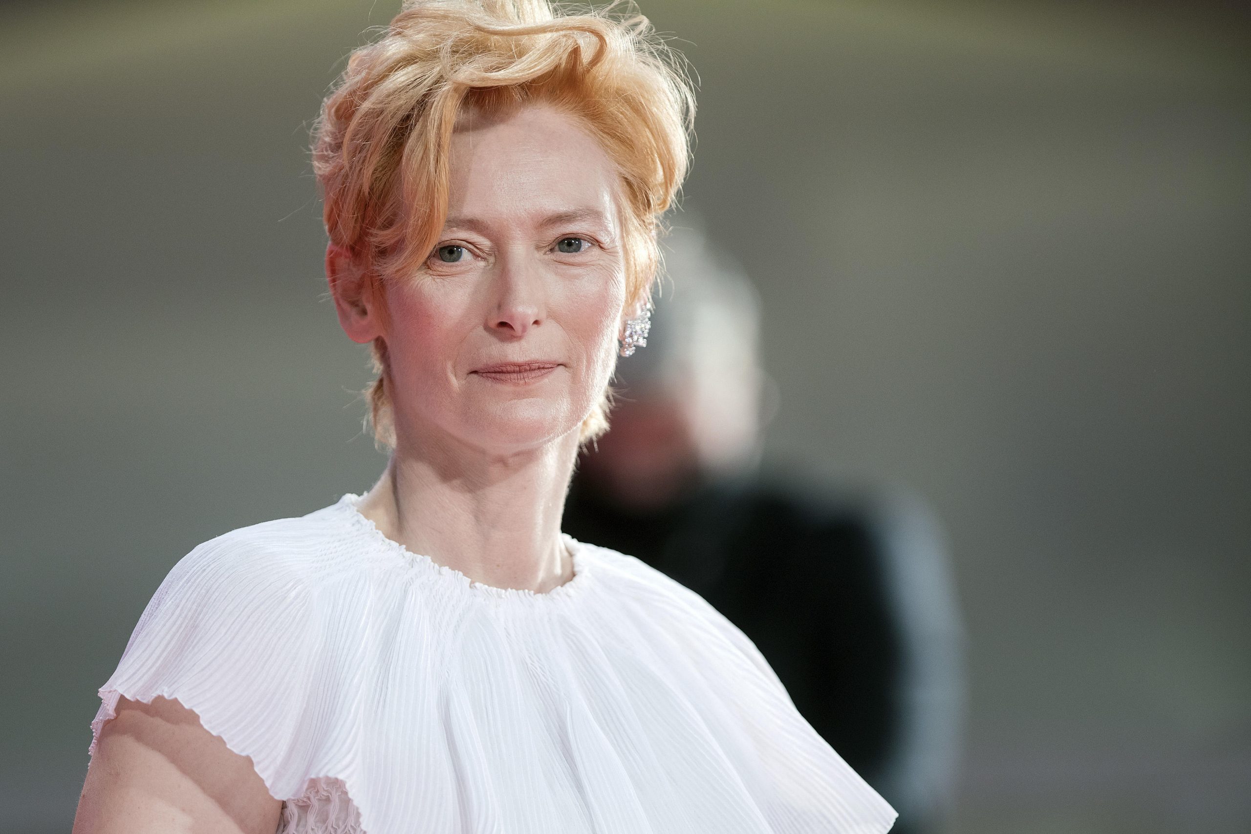 Chi è Tilda Swinton: biografia, carriera e filmografia dell'attrice Premio Oscar