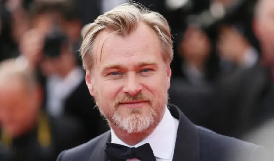 Christopher Nolan trova l'accordo con Universal per il suo nuovo film: i termini del contratto