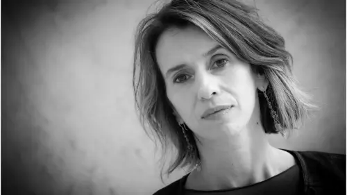 Chi è Teresa Saponangelo, attrice di E' stata la mano di Dio di Paolo Sorrentino