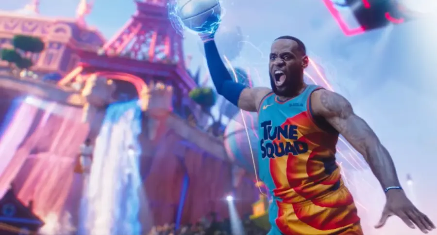 LeBron James risponde ai complimenti ricevuti da Dwyne Wade per Space Jam: New Legends