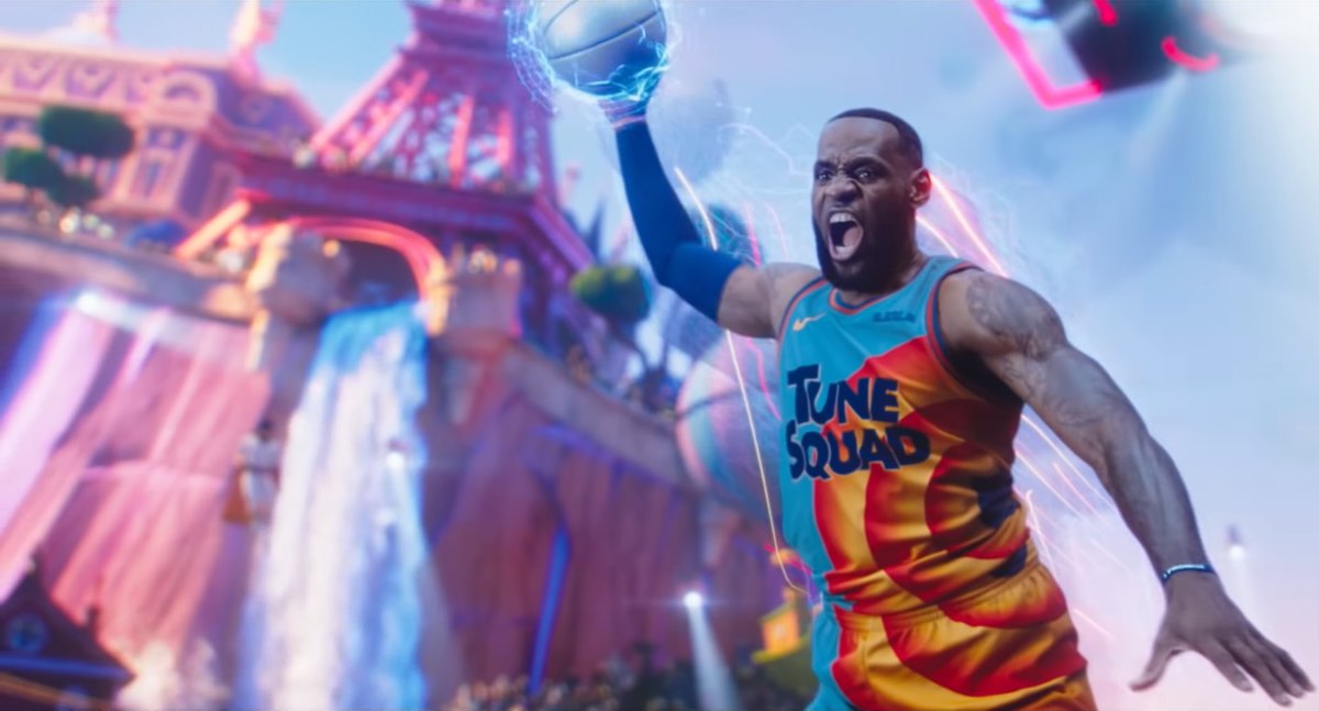 LeBron James risponde ai complimenti ricevuti da Dwyne Wade per Space Jam: New Legends