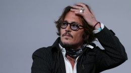 Johnny Depp: il "licenziamento" della Warner Bros. e la sua lettera su Instagram
