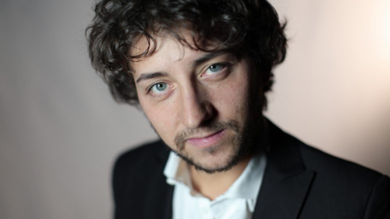 Chi è Adriano Pantaleo, l'attore che interpreta Tommasino nel film Natale in casa Cupiello (2020)