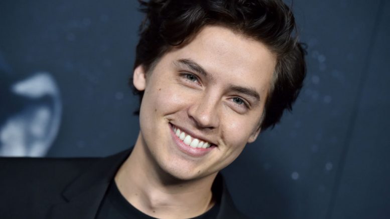 Cole Sprouse firma per Lionsgate dopo il successo di A un metro da te