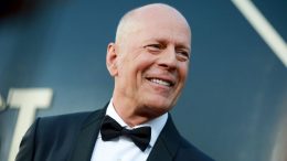 Bruce Willis si ritira dal cinema a causa dell'afasia