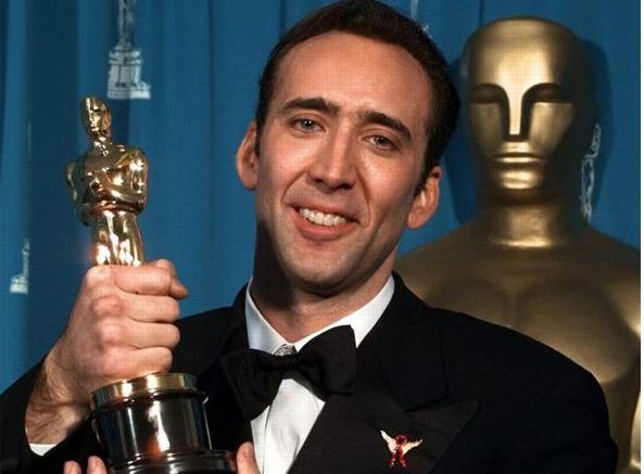 Nicolas Cage nei panni del vampiro in Renfield di Chris McKay