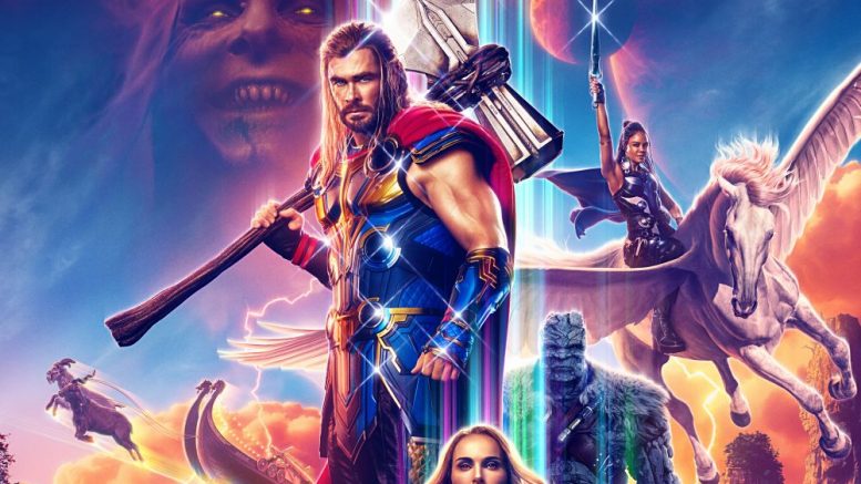 Thor: Love and Thunder tra (troppi) eccessi e sprazzi di genio: recensione del film di Taika Waititi