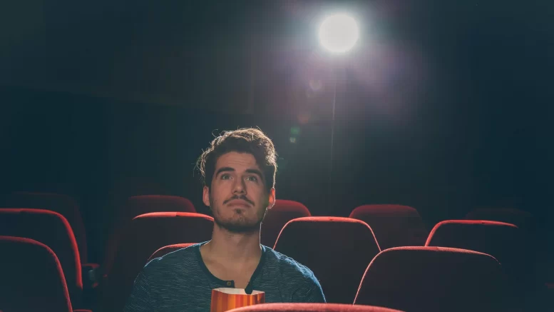 I film in uscita sia in sala che in streaming, dal 23 al 25 novembre 2022: cinema, netflix, disney+, amazon prime video, apple tv